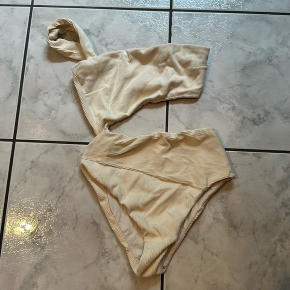 Haight Lu one piece in off white - Picture 1 of 2